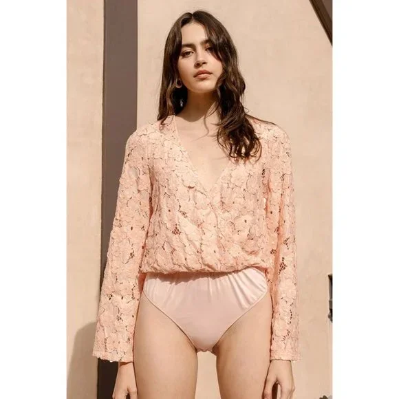 Lulu's Blossom On Over Light Pink Lace Faux Wrap Long Sleeve Bodysuit Small NWT