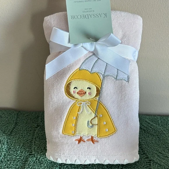Kassatex Easter 🐣 Chick 🐥 Pink Hand Towels Set of 2 Beautiful!! NEW!