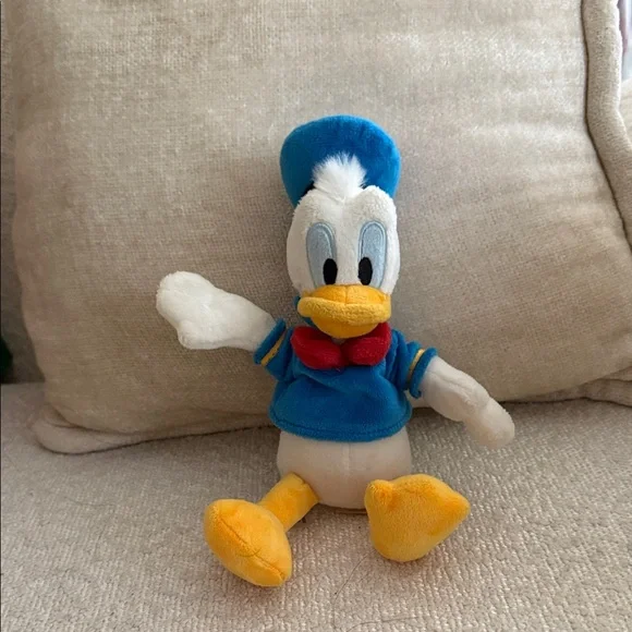 Disney Donald Duck Plush Stuffed Toy 9” Classic Blue Outfit collectible