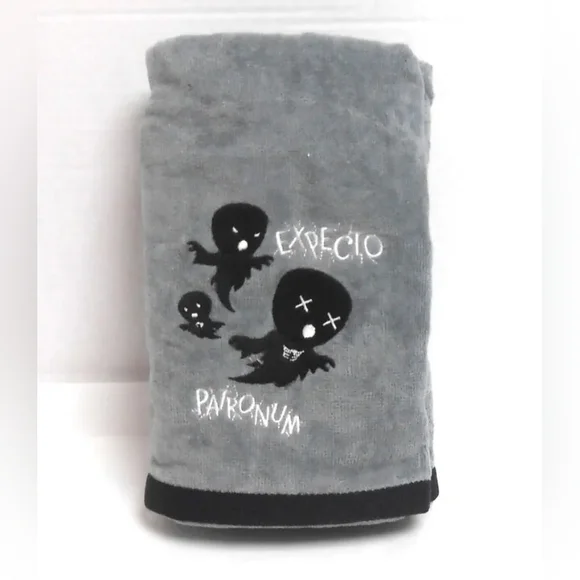 Disney Harry Potter Halloween Set of 2 Grey Hand Towels EXPECTO PATRONUM…