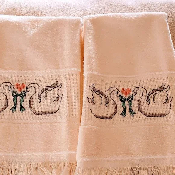 Set of 2 Guest Towels