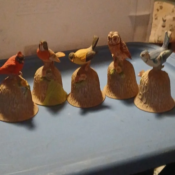 Colorful Set Of 5 Bird Figurine Bells