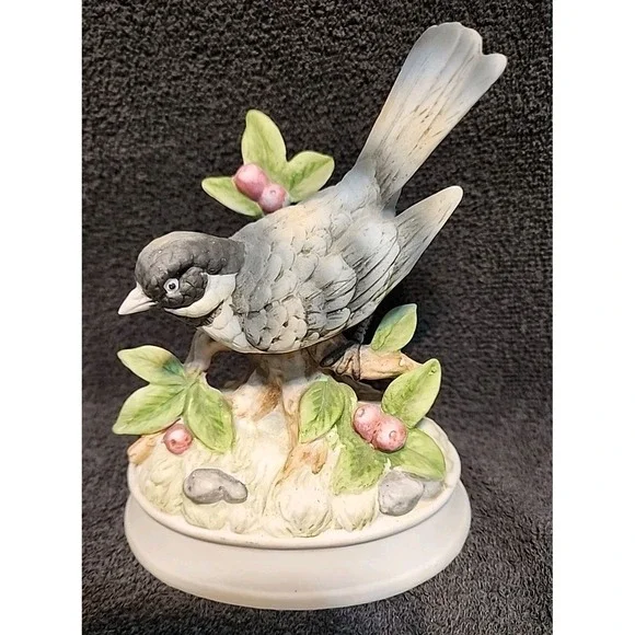 GORHAM Bisque Porcelain Bird Music Box 