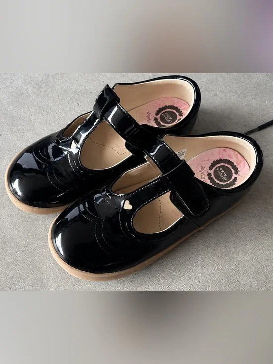 Livie & Luca Girls Black Patent Mary Jane Dress Shoes size 2