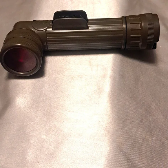MILITARY ISSUED Red NIGHT FLASHLIGHT