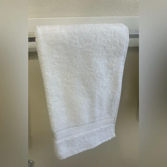 4 Turkish Cotton White Hand Towels