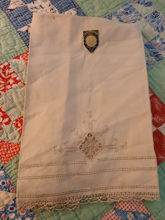 VINTAGE Pure LINEN HAND EMBROIDERED HAND TOWEL NOS