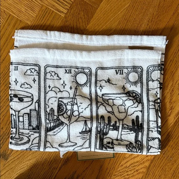 Deborah Connolly Cocktail set of 2 Tip Towels NWT