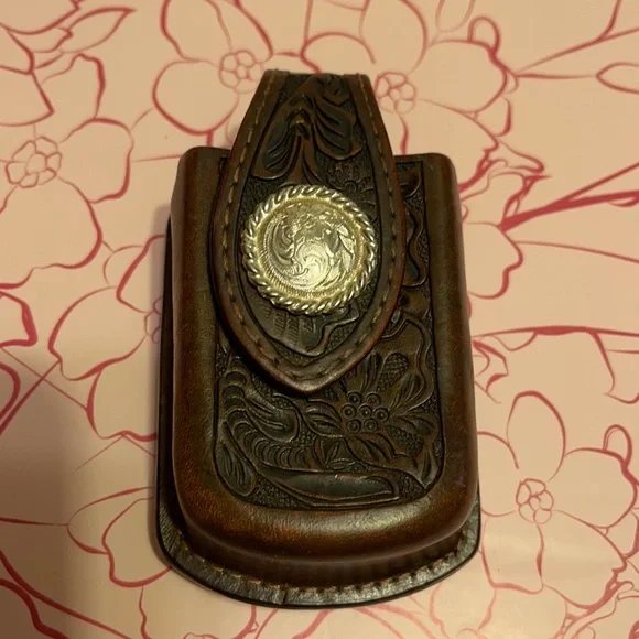 WESTERN HAND TOOLED LEATHER CELL CASE