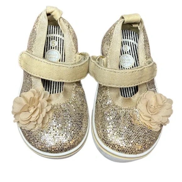 Gold Glitter Kids Shoes with Floral Accent by Wonder Nation-Size 5