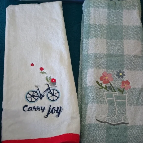 2 Pc Bathroom Hand Towels Spring Expressions 100% Cotton