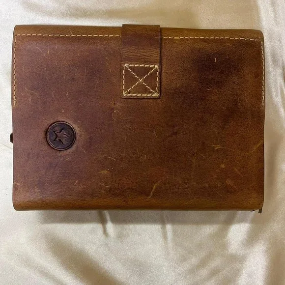 NWT Aaron Leather Goods 1pc bag