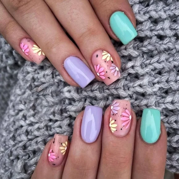 Floral Pastel Nails