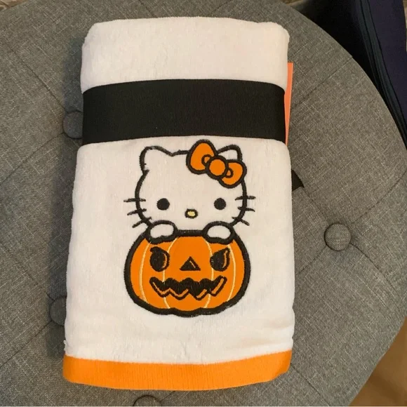 Hello Kitty Jack O’Lantern Pumpkin 16” x 28” Halloween Hand Towel Pack of Two