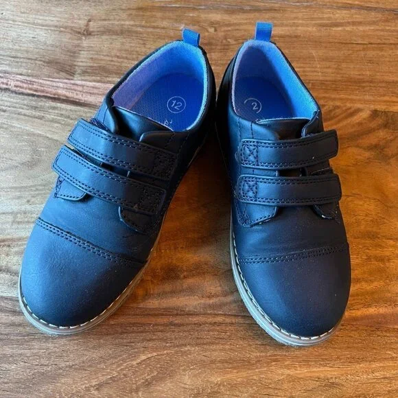 Cat & Jack Navy Velcro Shoes