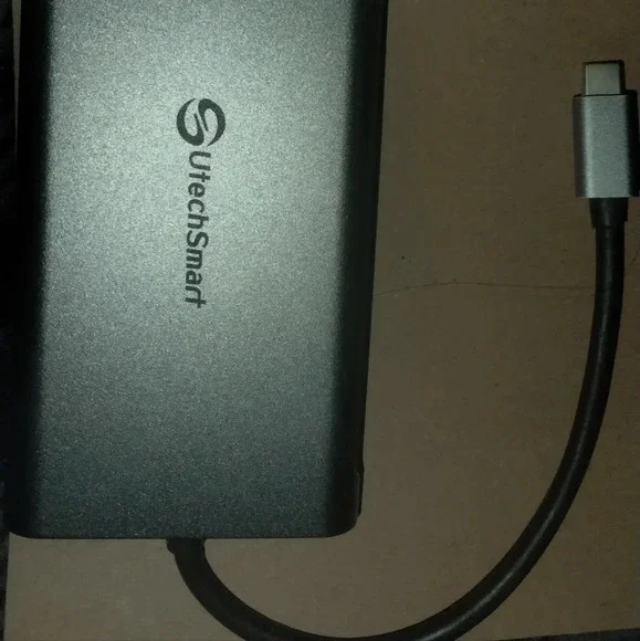 Usb C hub pro