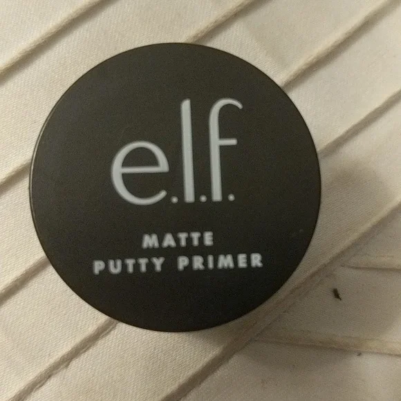 E.L.F Matte Putty Primer
