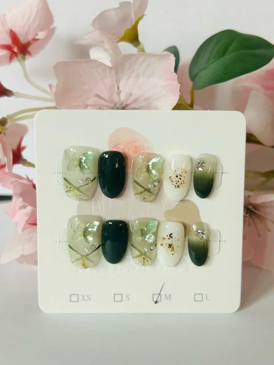Green and Ivory Press-On Nail Set with Gold Flakes