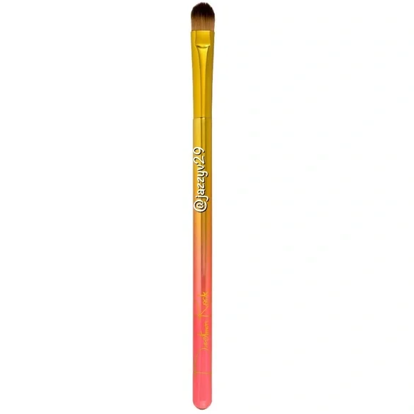 Bretman Rock x Wet n Wild Eyeshadow Placement Brush