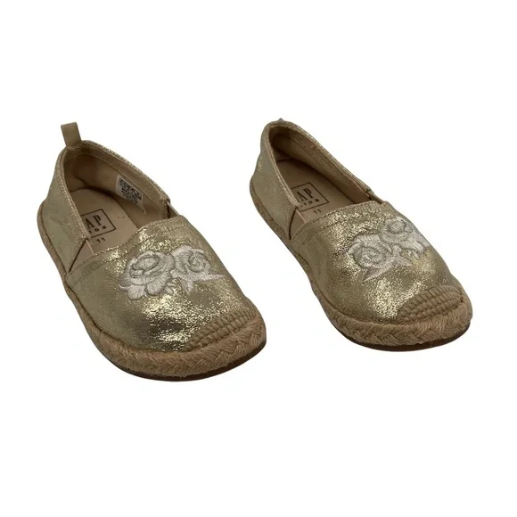 Gap Gold Embroidered Flower Slip-On Espadrille Flats Size 11 Toddler Girl