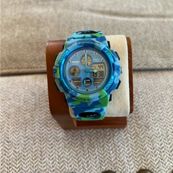 SKMEI Men's Multi-Functional Digital‎ & Analog Watch, 50m Water Resistent