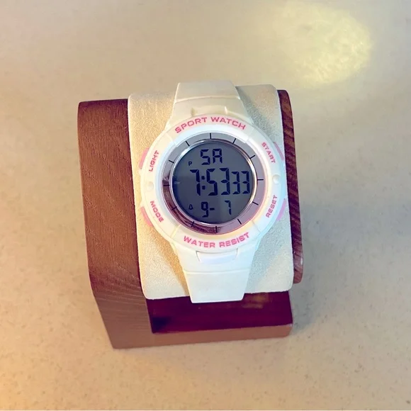 DMOTT086 Woman’s Digital Watch‎
