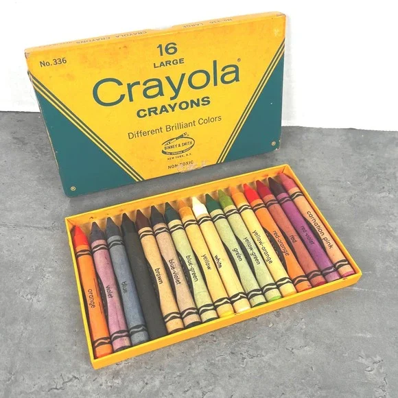 VTG 1940s-50s Crayola 16 Large Crayons No 336 Binney & Smith Different Brilliant