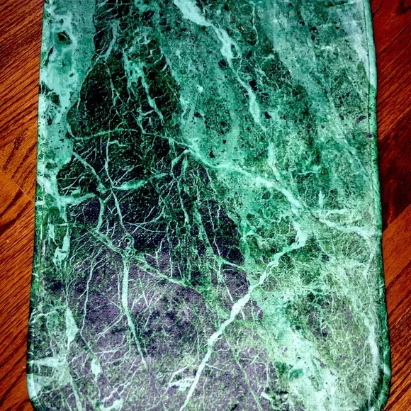 Green marble design memory foam bath mat, 17x24”, New!