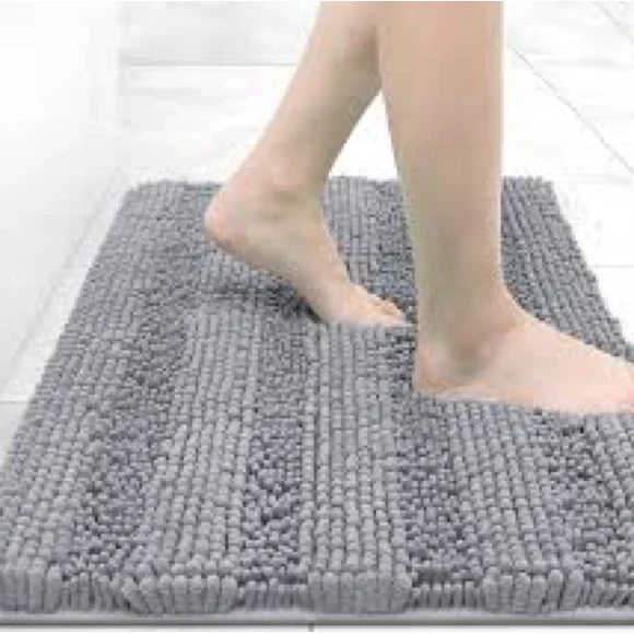 Gray Chenille Bath Mat rug