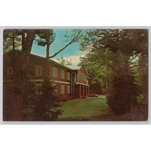 POSTCARD Prudenville Michigan The Lodge at‎ Johnson's Rustic Resort Left c1950s