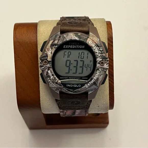 Timex Men's Expedition Classic Digital‎ Chrono Alarm Timer Full-Size Watch