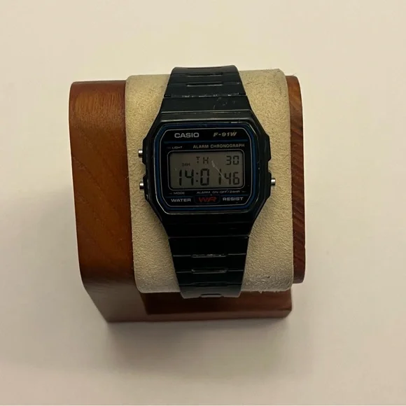 Vintage Casio F-91W-1‎ Digital Watch