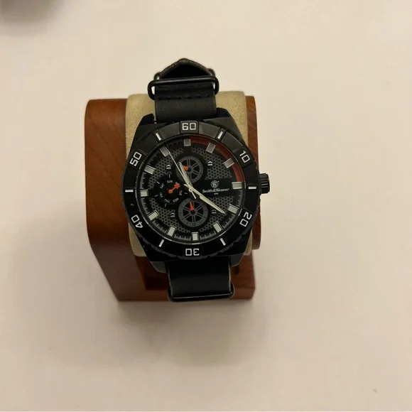 Smith & Wesson Cavalry‎ Watch