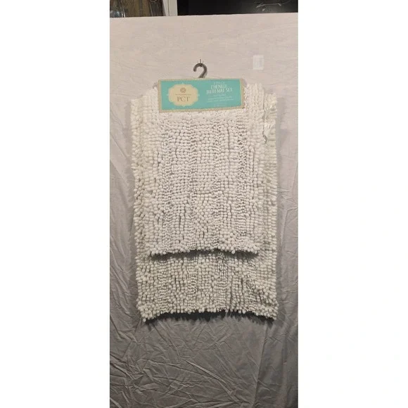 PCT Arietta Collection set of two snow white 100% polyester chenille bath mats