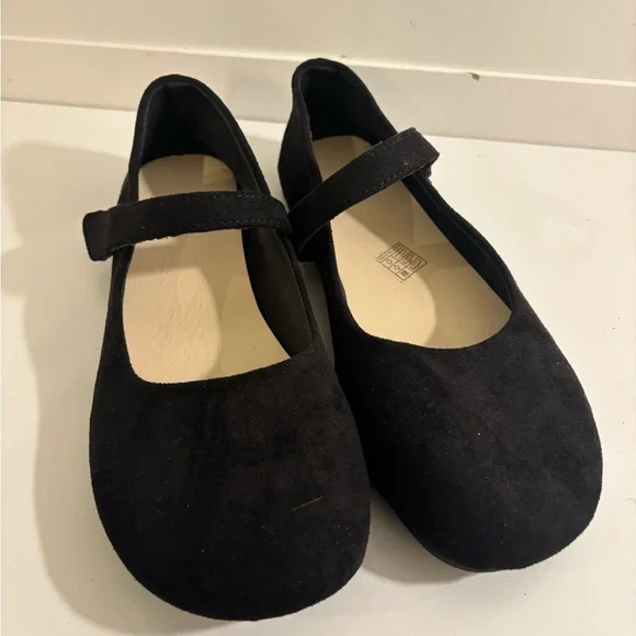 Womens Black Mary Jane Flats, Ballet, Ballerina, Preppy Shoes Size 9