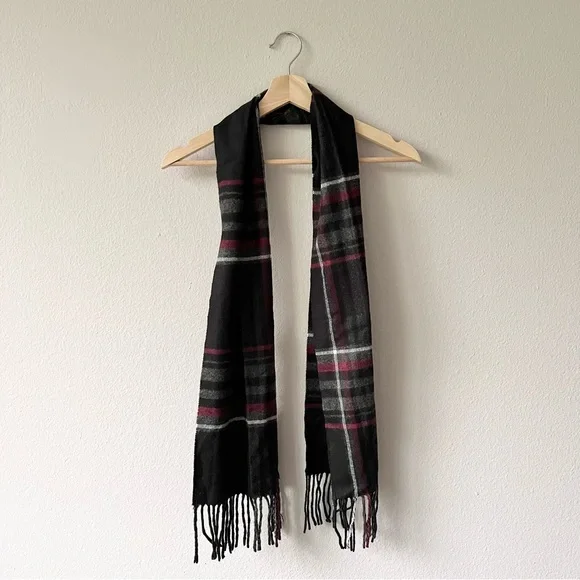 Free w/ Purchase - Plaid Scarf