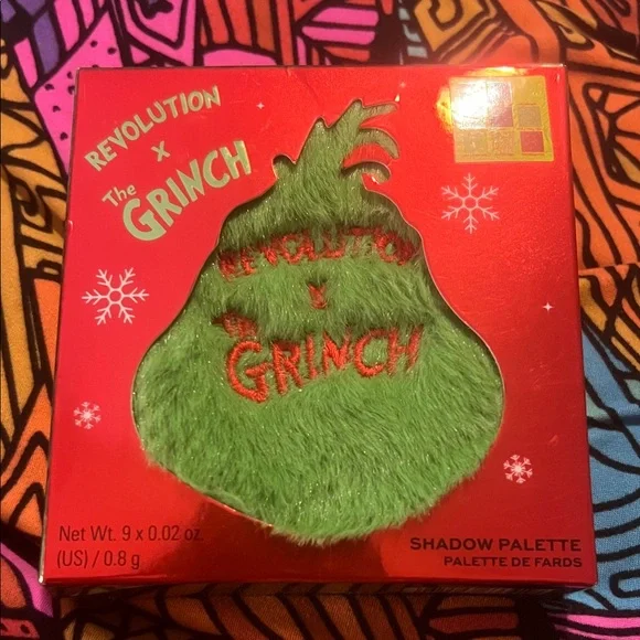 Revolution x The Grinch “Mean One” Shadow Palette 9 Shades NEW