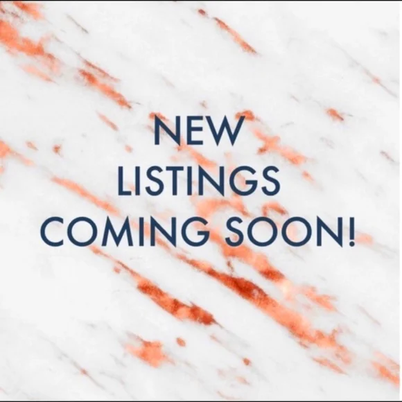 * 🆕 ITEMS!!* Like this so you'll know when they come in!!