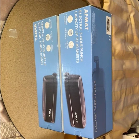 Box41 Black Electric 3-Hole Punch