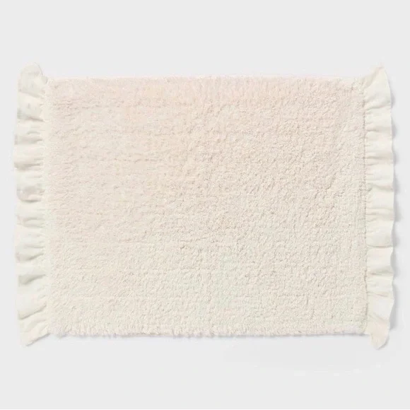 Tufted Ruffle Rug