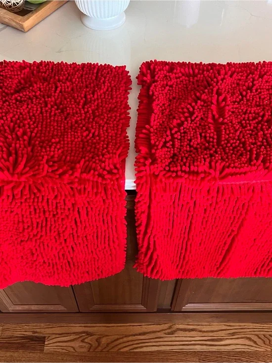 Bright Red Chenille Bath Mats - Pair 28x30 each