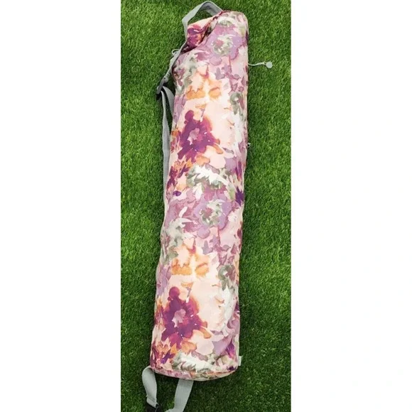 NWT Calme Violetta Floral Yoga Mat & Bag 112068