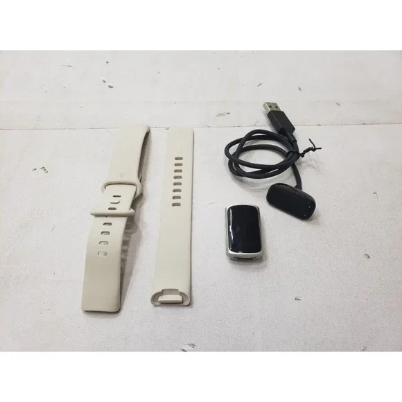 Fitbit Charge 5 Personal Activity Tracker For Parts Or Repair Will Not Turn On