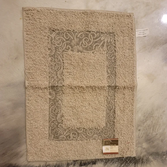 Home Collections set of 3 bath matts