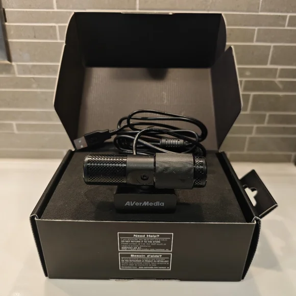 Full HD 1080P Webcam with Privacy Shutter, Dual Microphone, 360 Degree Swivel