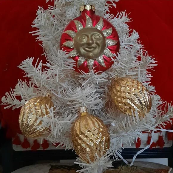 Sun & 3 Gold Oval Glass Ornaments + 30' New Vintage Gold Tinsel Garland