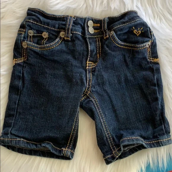 JUSTICE‎ jean shorts size 6 regular excellent cond
