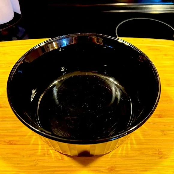 Corning Ware 1.6L French Black Round F-5-B Casserole Baking Dish Ribbed no lid