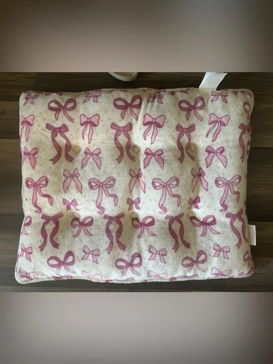 Plush Pink Bow Pattern Pet Bed