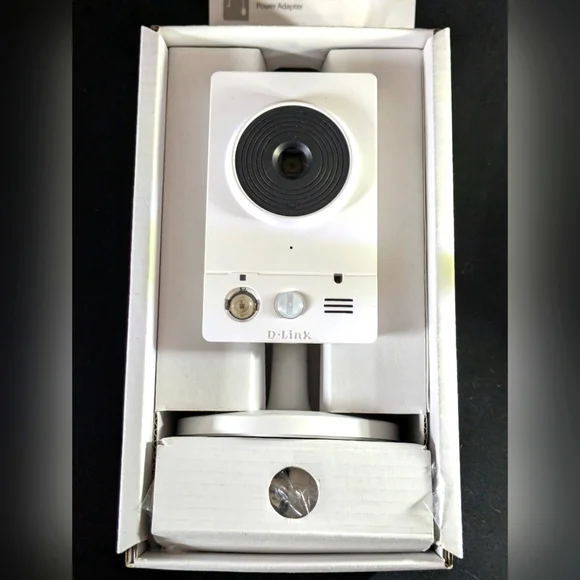D-Link White Security Camera New In Box